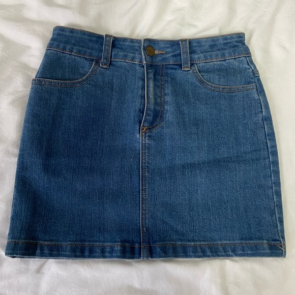Denim Mini Skirt - Forever 21 - Women's Small - Stretchy - High-Waist - Picture 1 of 6